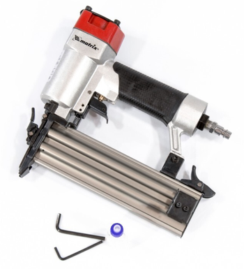 Нейлер пневматический для гвоздей от 10 до 50 мм//Matrix