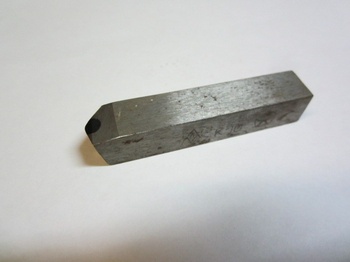 Вставка эльборовая ф16х16х80 К10