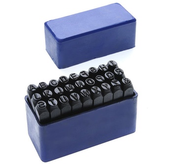 Клейма буквенные № 8 (латинский шрифт) сталь