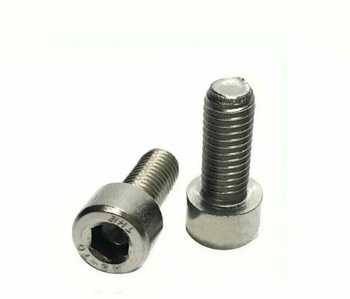 Винт с внутр.шестигранником 10х30 DIN 912